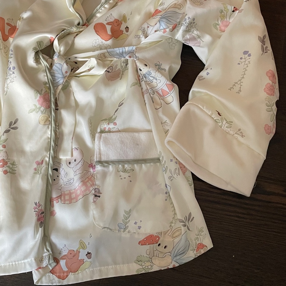 Pajamas Set with CuteAnimal Floral Print - Picture 5 of 16